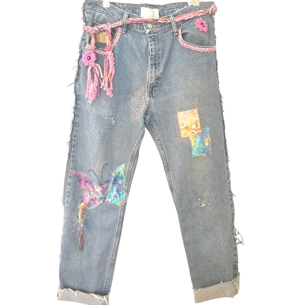 Upcycled One of a kind  Distressed Patched Vintage lace Boyfriend Jeans Size 32‎